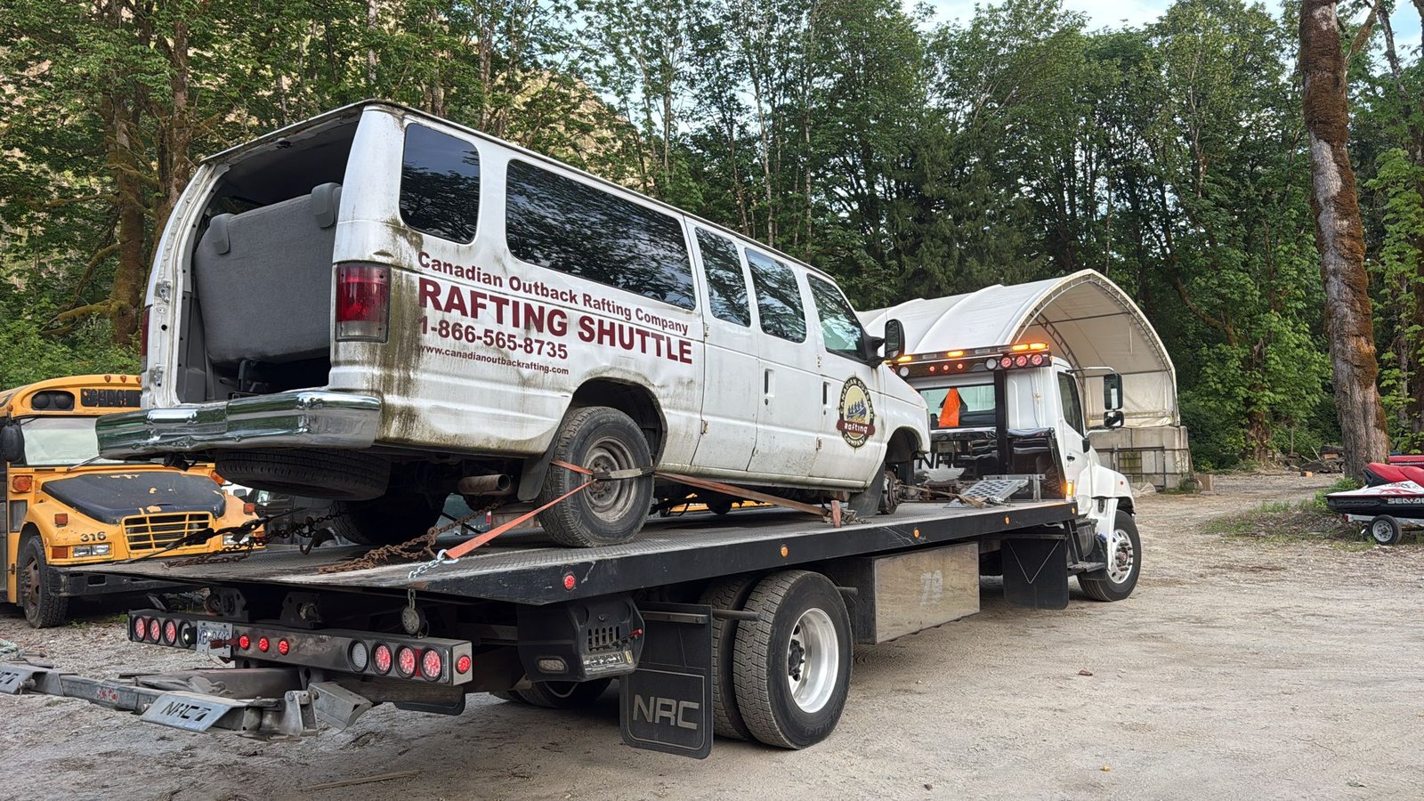 Old vehicle picked up for cash on Bowen Island